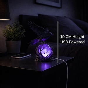 Gothic Raben-Lampe mit leuchtender Kugel - USB-Nachtlicht, ästhetische Schreibtischdekoration, witchy Wohndekor