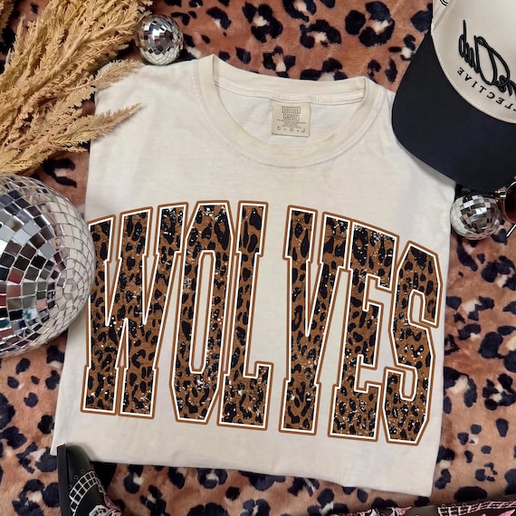 Wolves PNG, Wolves Mascot Leopard PNG, Varsity School Spirit Game Day Shirt Design, Team Spirit Sublimation File, Digital Download