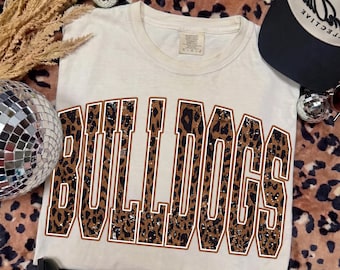 Bulldogs PNG, Bulldogs Mascot Leopard PNG, Varsity School Spirit Game Day Shirt Design, Team Spirit Sublimation File, Digital Download