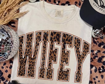 Wifey PNG, Leopard Wifey PNG, Trendy Varsity Mom Shirt Sublimation Design, Retro Mother's Day Digital Download