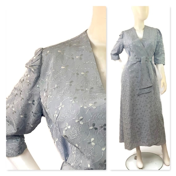 40s Hollywood Glamour, Blue on Blue Embroidered Ro