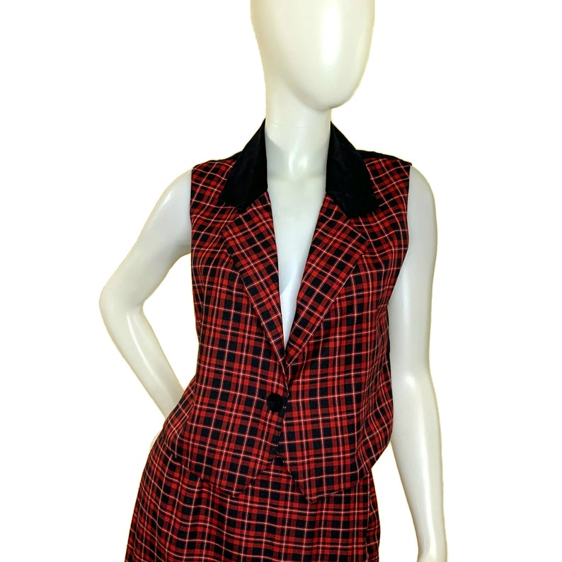 Vintage 90s Red & Black Plaid Wrap Skirt and Velvet Trimmed Vest, 1970s Skirt and Vest image 5