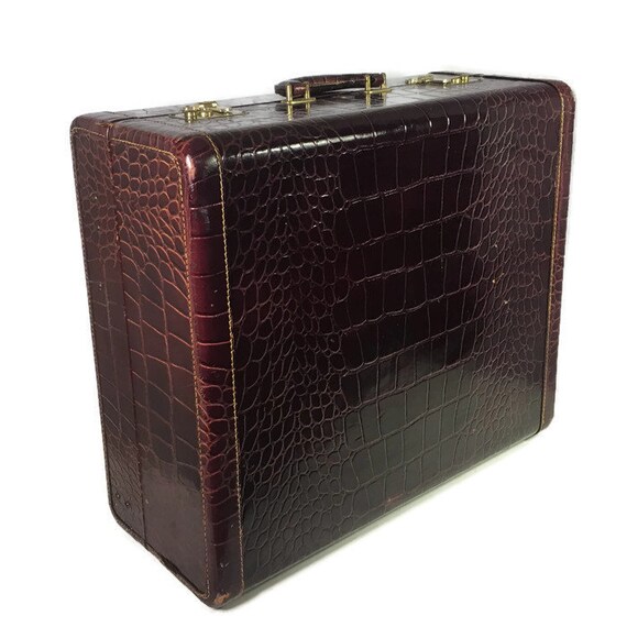 vintage alligator luggage