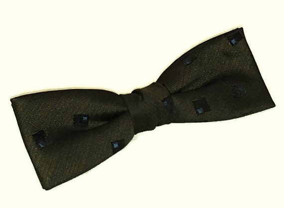 1960s Bow Tie, Clip On Bow Tie, Vintage 60s Bow Ti