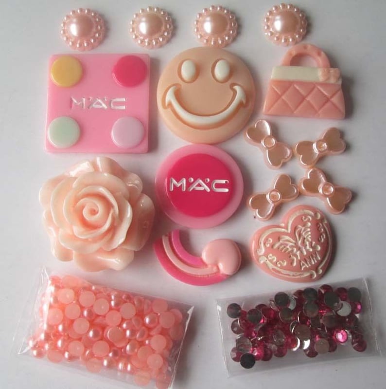 Embellishments Kit-Pink Flower Smilie Face