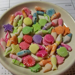 Acrylic Marine Sea Shell Beads - 50 PCS
