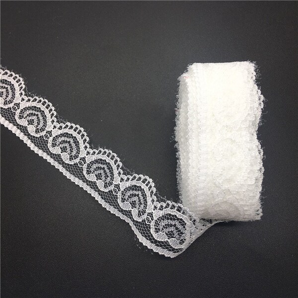 White Heart Lace Trim-25mm-1"-3 YDS. - #L25-01