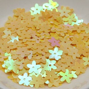 Yellow Flower Sequins-10mm-200 PCS