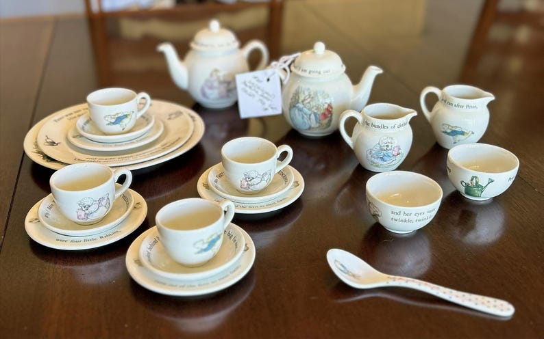 Vintage Porcelain Peter Rabbit Tea Set – 20-piece Storybook Collection ...
