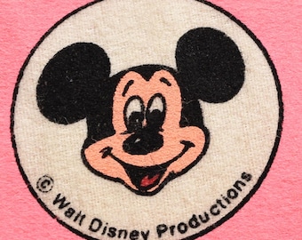 Banderín vintage de Walt Disney World, anterior a la era de "Walt Disney Productions" de 1986, con diseño de Mickey Mouse
