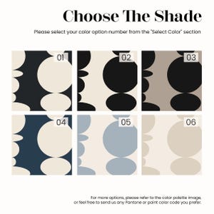 Pode incluir: Uma tabela de sele&ccedil;&atilde;o de cores intitulada Choose The Shade com seis amostras quadradas numeradas de 01 a 06. Cada amostra exibe um padr&atilde;o repetitivo de c&iacute;rculos grandes em v&aacute;rias combina&ccedil;&otilde;es de cores, incluindo preto, creme, cinza e tons de azul.