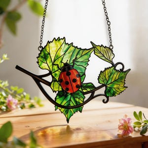 Stained glass ladybug sun trap, handmade glass window decoration, botanical garden decoration, Mother's Day gift, Valentine's Day gift