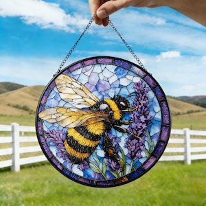 Stained Glass Bee Window Hanging, Round Floral Suncatcher for Sunlit Windows, Nature Inspired Home Decor, nature lover gift