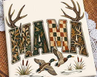 Retro Hunting Camo Mama Png, Sezon Polowań na Jelenie Png, Vintage Duck Camo Png, Jesienny Camo Png, Projekt Koszulki Camo Antler Mama