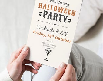 Redigerbar mall för Halloween-cocktailpartyinbjudan | Direkt nedladdning, beige-orange design