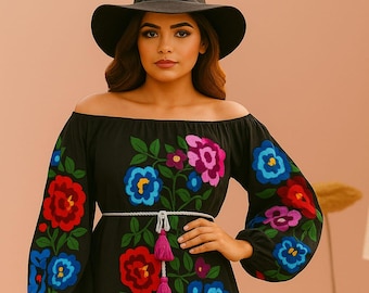 Blusa bohemia con bordado floral y hombros descubiertos • Blusa campesina mexicana • Túnica bohemia negra •