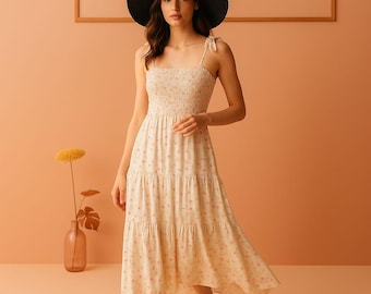 Robe midi bohème florale d'été - Corsage smocké, ourlet superposé, bretelles spaghetti à nouer, robe d'été cottagecore