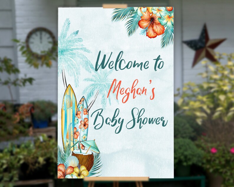 Puede incluir: Un letrero de bienvenida para el baby shower de Meghan, con un tema tropical. El letrero incluye ilustraciones de tablas de surf, palmeras y flores tropicales. El texto dice "Bienvenida a la fiesta de bienvenida de Meghan" en letras turquesas y coral.