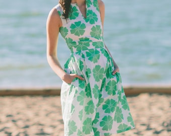 Lana dress inspired by classic vintage in green floral