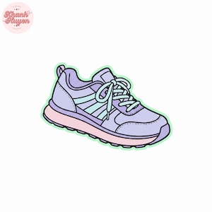 Peut inclure: Illustration de dessin animé d'une basket lilas et bleu clair avec une semelle rose et des lacets blancs. La chaussure a un contour vert et est sur fond blanc. La chaussure est de style course ou athlétique.