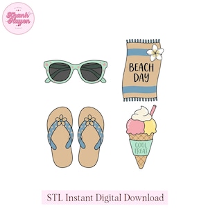 Könnte beinhalten: Ein Set aus vier sommerlichen Ausstechformen, bestehend aus einer mintgrünen Sonnenbrille mit Sternen, einem beigen Strandtuch mit blauen Streifen und dem Text BEACH DAY, beigen Flip-Flops sowie einer Eistüte mit der Aufschrift COOL TREAT.