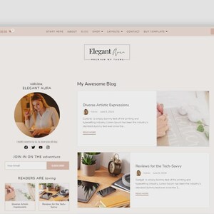 Op de afbeelding: Een website-mockup met een neutraal kleurenpalet, met een blogindeling. De header bevat de tekst "Elegant Aura". De hoofdinhoud toont blogposts met titels als "Diverse Artistic Expressions" en "Reviews for the Tech-Savvy."