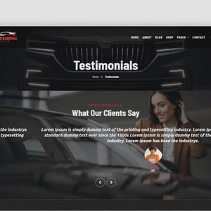 K&ouml;nnte beinhalten: Webdesign f&uuml;r einen Autowaschservice, mit dunklem Thema und einem Autobild. Die Seite zeigt das Wort "Testimonials" und den Text "What Our Clients Say" zusammen mit Platzhaltertext.