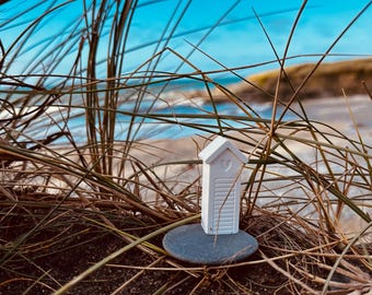 Handgemachte Strandhütte aus Ton - Küstenhüttendekor, Devon-Andenken