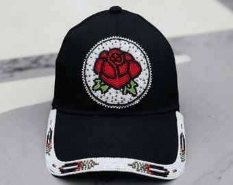 Handgefertigte Rosen Perlen Baseball Cap: Native American Style Boho Chic