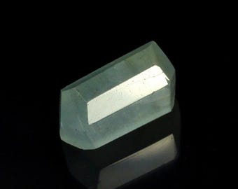 Natural Aquamarine Rough Top Quality Stone , Super Amazing Piece Unique Piece , ( 21x11x10 ) MM , 24.15 Carat .
