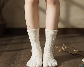 Calcetines de cinco dedos de punto de cable en color blanco crema, mezcla de lana, calcetines térmicos de invierno acogedores, calcetines con dedos separados, ropa de estar suave, regalo para ella