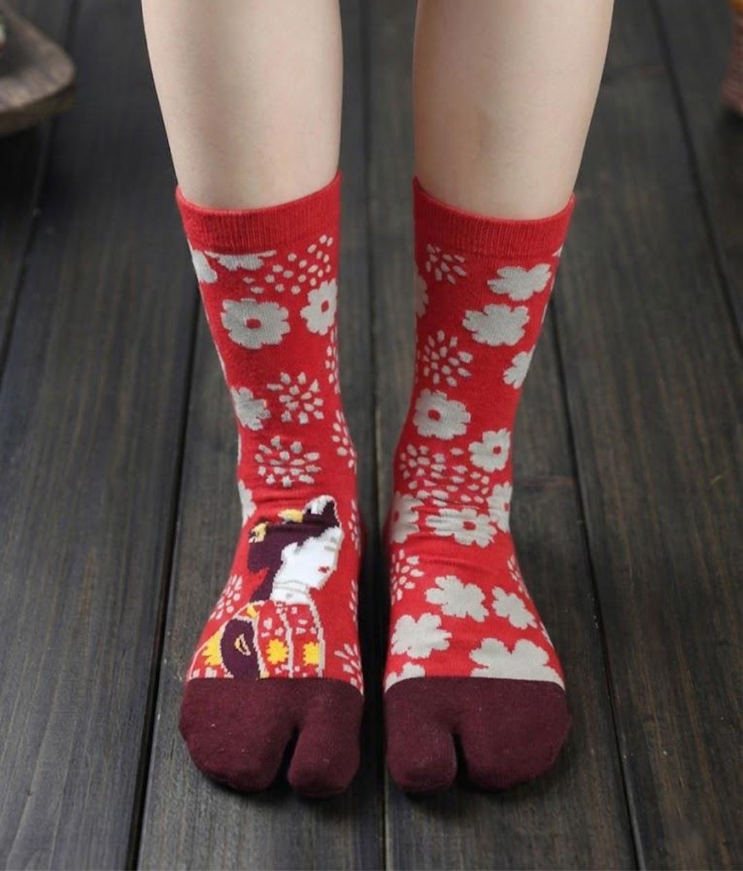 Southeast Asian Stylehand-embroidered Cotton Crew Socks - Geometric ...