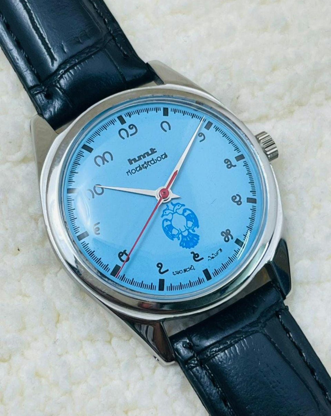 Vintage HMT Kannada Gandaberunda Mechanical Watch: Baby Blue Dial, 17 Jewels, foto 4 de 5