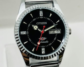 Refurbished Vintage Citizen 8200 Automatic Mechanical Watch: Day Date Black Dial 21Jewels Japanese
