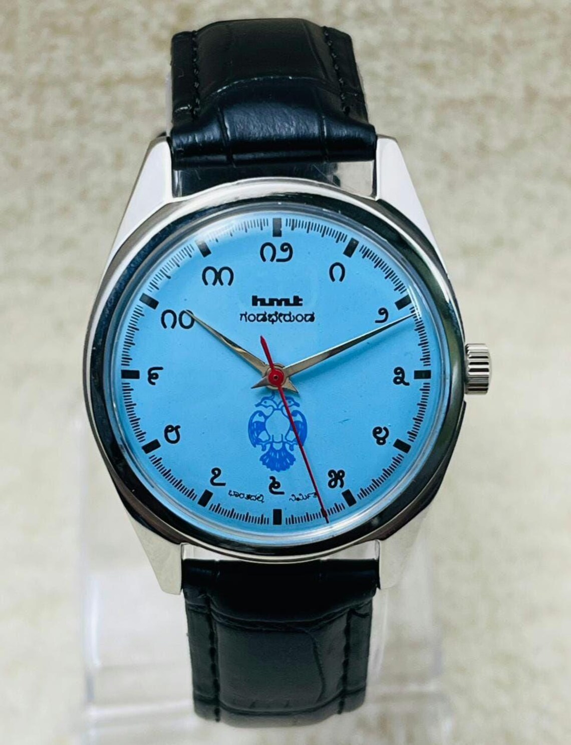 Vintage HMT Kannada Gandaberunda Mechanical Watch: Baby Blue Dial, 17 Jewels, foto 1 de 5