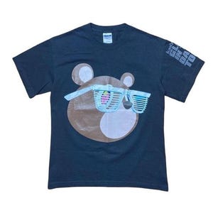 Vintage 2000s 2007 Kanye West x Glow in the dark Murakami concert tour shirt image 2