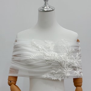 Off-Shoulder Tulle Bridal Bolero, Ivory Lace Strapless Dress Wrap, Elegant Wedding Cover-Up