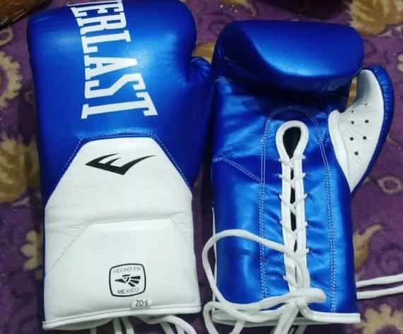 EVERLAST Elite Pro Fightグローブ　青　8oz Everlast Elite Boxing Gloves Blue Lace up Pro Sparring Gloves 8oz