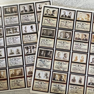 Op de afbeelding: Vellen stickers in vintage-stijl met foto's van boeven. Elke sticker bevat een sepia-foto van een man, samen met handgeschreven tekst en een handtekening. De stickers hebben een donkere rand en zijn gerangschikt in een rasterpatroon.