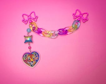 Y2K Rainbow- 90s Nostalgic Bow Clip Chain Link Kindle Strap- Interchangeable, Bookish Gifts: E-reader, Kindle Paperwhite, Kobo, Phone