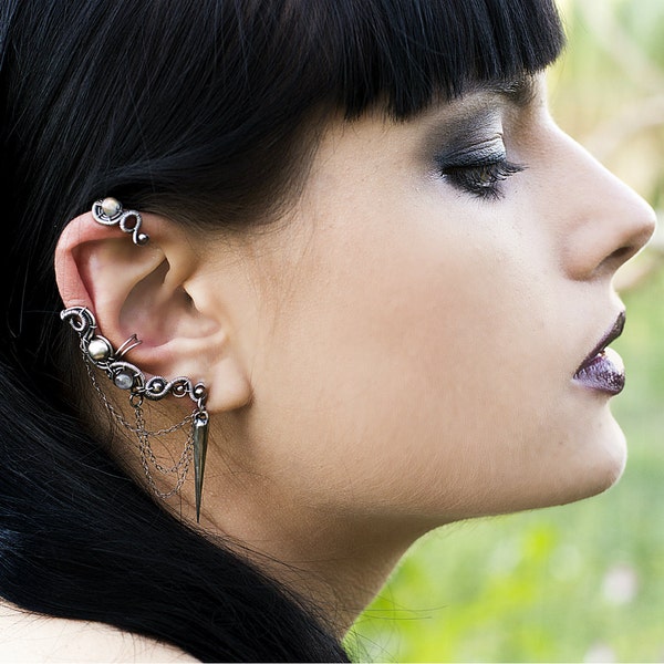 Ear Cuff Spike - Cartilage Earring - Ear Cuff Wrap - Labradorite Earrings - 925 Sterling Silver - Fine Jewelry - Gothic Collection