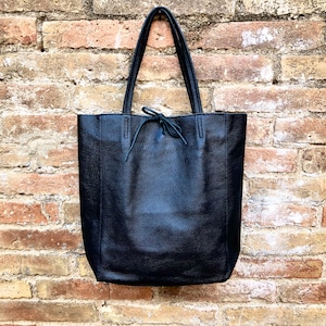 NAVY blue leather bag  with zipper. Genuine leather shopper bag. Large DARK BLUE shoulder bag for your laptop, books. Soft leather shopper