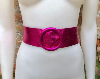 HOT PINK metallic leather waist belt with large round buckle. Fuchsia leather belt. Boho glitter genuine leather belt. PINK waist belt