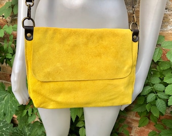◆OVHEE◆ Low Shoulder Bag Yellow P00000RS YELLOW Messenger Bag in Genuine Suede Leather. Yellow