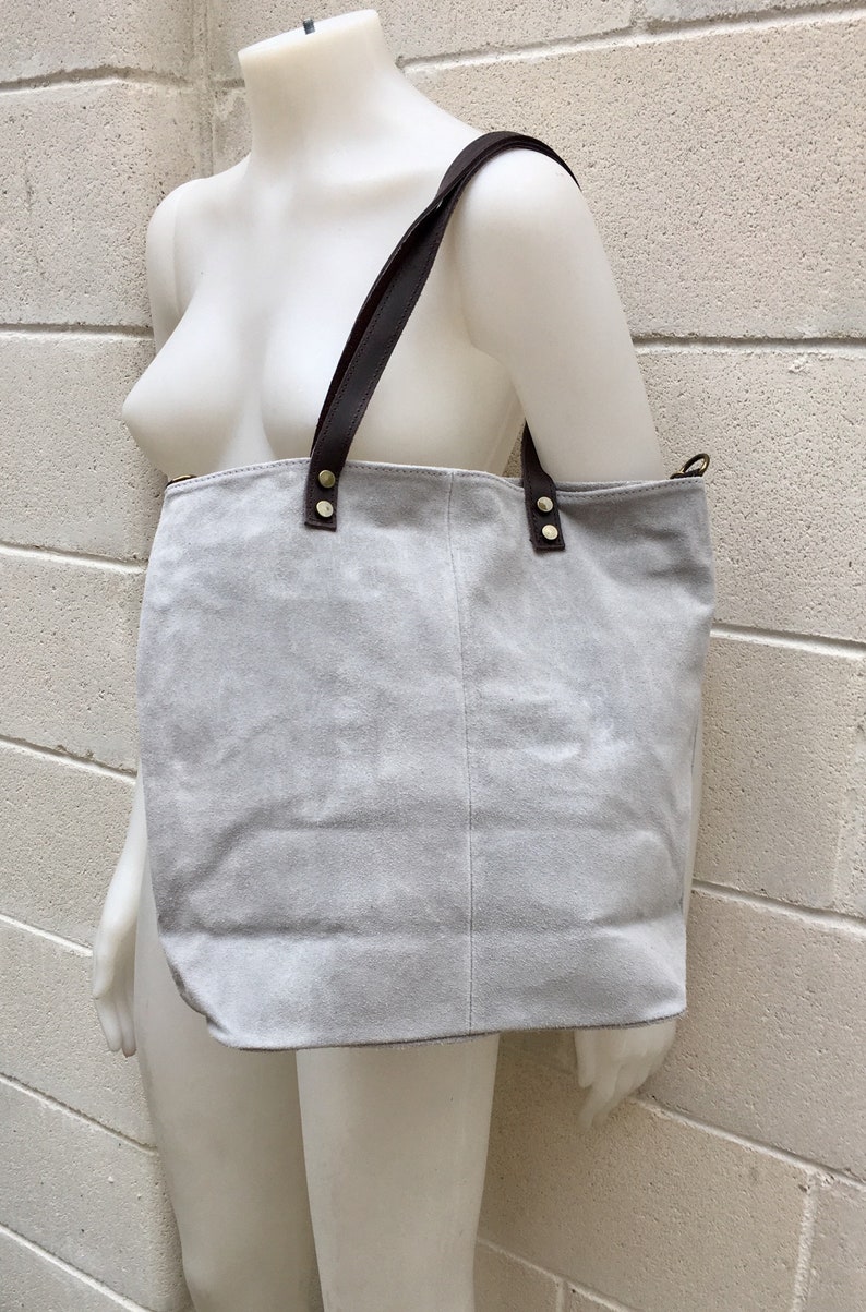 Large TOTE leather bag in light GRAY. Soft natural suede bag. Genuine leather shopper. Laptop or book bag in suede. Large crossbody bag. image 4