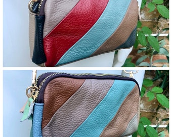 Petit sac en cuir véritable. Sac à bandoulière/sac à bandoulière/bracelet à 2 côtés. Sac à main bohème des années 70. Rouge, bleu, marron avec sangle de guitare étroite