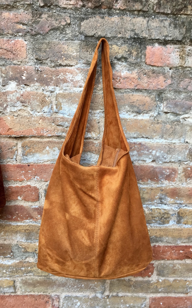 Slouch bag.Large TOTE leather bag in CAMEL brown with zipper.Genuine leather bag.Light tobacco color laptop bags. Large shopper leather bag. immagine 6