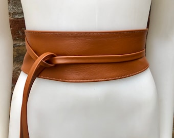 Obi belt in soft leather. Wrap belt in CAMEL BROWN. Waist belt in TOBACCO.  Wraparound belt in brown genuine leather. Boho tan wide belt.