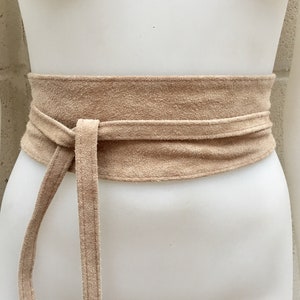 Beige suede OBI belt. Natural soft suede wrap belt. Wraparound beige sash. Genuine leather beige boho belt. Beige waist cinch belt.