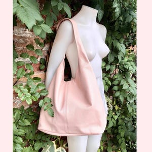 Slouch bag. Tote leather bag in light pink with ZIPPER. Soft genuine leather. Soft pink leather purse. Wide strap leather shoulder bag. image 1